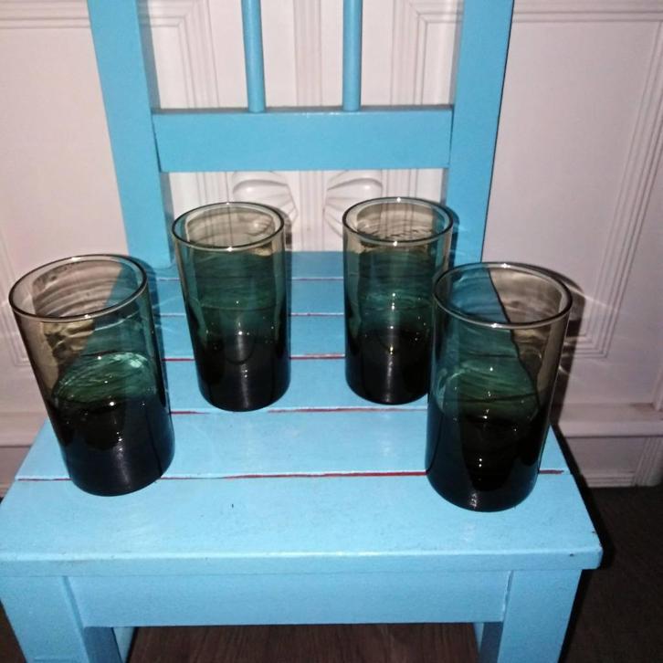 Bruine glaasjes, Huis en Inrichting, Keuken | Servies, Gebruikt, Glas of Glazen, Overige stijlen, Glas, Ophalen