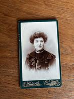 Carte de Visite - Portret van een Vrouw, Ophalen