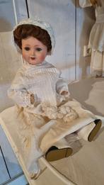 Antieke poppen, Ophalen