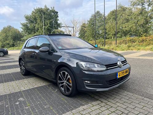 Volkswagen Golf 1.4 TSI 110KW 5D DSG 2014 Grijs, Auto's, Volkswagen, Particulier, Golf, Panoramadak, Benzine, A, Hatchback, Automaat