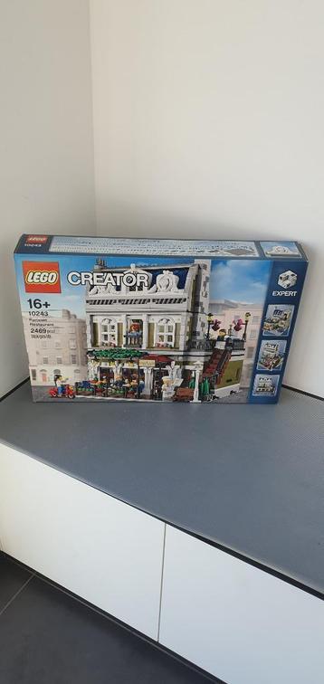 Lego Creator 10243 Parijs restaurant.  beschikbaar voor biedingen