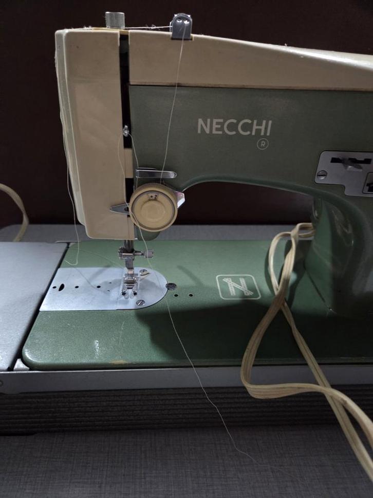 Necchi Naaimachine - Vintage, Hobby en Vrije tijd, Naaimachines en Toebehoren, Gebruikt, Naaimachine, Overige merken, Ophalen