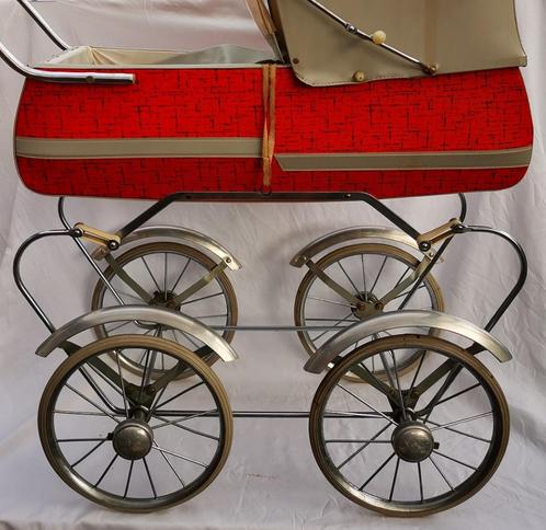 Antiek poppenwagen DDR Zekiwa Duitse kinderwagen poppen, Antiek en Kunst, Antiek | Speelgoed, Ophalen