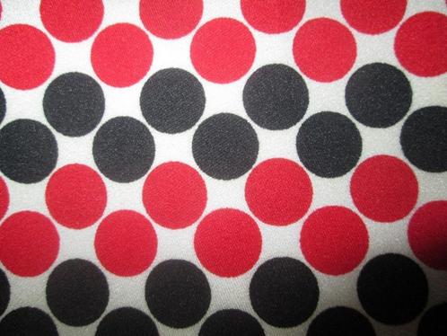 Mod sjaaltje shawl polka dot rood zwart made in Italy 60ies, Kleding | Dames, Mutsen, Sjaals en Handschoenen, Zo goed als nieuw