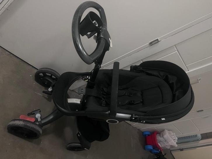 Kinderwagen stokke V5, Kinderen en Baby's, Kinderwagens en Combinaties, Zo goed als nieuw, Kinderwagen, Overige merken, Met autostoeltje