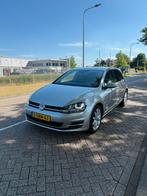 Volkswagen Golf 1.2 TSI 77KW 5D 2013 Grijs Camera | Xenon, Voorwielaandrijving, Euro 5, Stof, Zwart