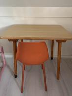 Vintage Kinder Tafeltje met Stoeltje, Kinderen en Baby's, Kinderkamer | Tafels en Stoelen, Ophalen of Verzenden, Gebruikt, Tafel(s) en Stoel(en)