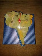 Zuid-Amerika klok - Chili blauw gekleurd., Huis en Inrichting, Woonaccessoires | Klokken, Ophalen of Verzenden, Zo goed als nieuw