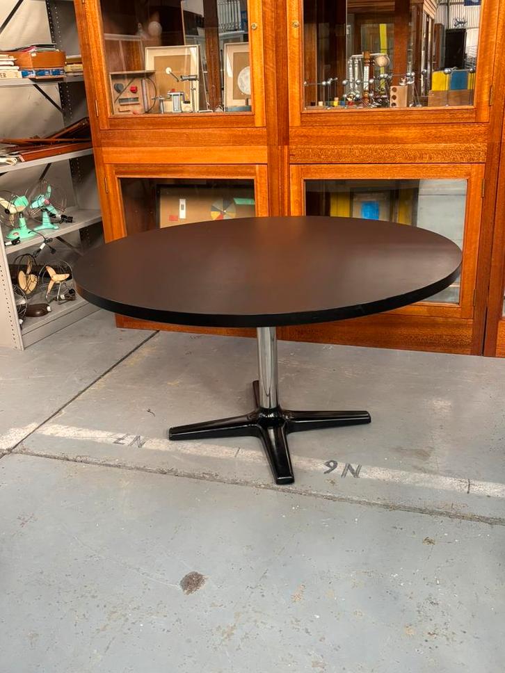 Ronde eettafel Pastoe, Huis en Inrichting, Tafels | Eettafels, Gebruikt, 100 tot 150 cm, 100 tot 150 cm, Vijf personen of meer