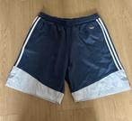 Blauw met witte Adidas korte broek/shorts M, nooit gedragen, Nieuw, Adidas, Verzenden, Maat 48/50 (M)