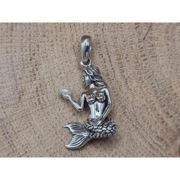 Echt zilveren zeemeermin hanger met parel. EBV beschikbaar voor biedingen