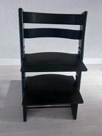 Zwart geverfde Stokke Tripp Trapp kinderstoel, Kinderen en Baby's, Kinderstoelen, Ophalen, Zo goed als nieuw, Meegroeistoel