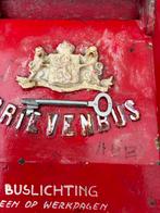 Antieke originele brievenbus, Ophalen