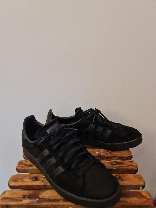 Adidas Campus Triple Black mt 44 2/3, Kleding | Heren, Schoenen, Zo goed als nieuw, Sneakers of Gympen, Zwart, Ophalen of Verzenden