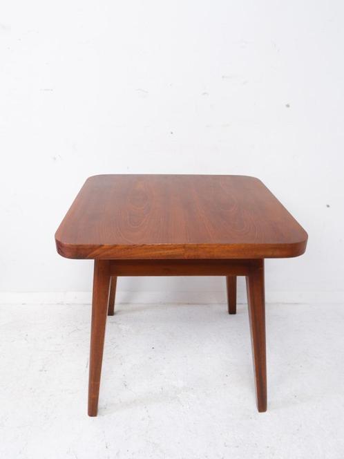 Vintage bijzettafel jaren 70, Huis en Inrichting, Tafels | Bijzettafels, Gebruikt, Vierkant, 45 tot 60 cm, 55 tot 75 cm, Hout