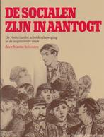 Martin Schouten - De socialen zijn in aantogt, Ophalen of Verzenden, Zo goed als nieuw, Martin Schouten