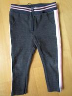 Koko Noko - super leuk broekje maat 80, Kinderen en Baby's, Babykleding | Maat 80, Broekje, Meisje, Ophalen of Verzenden, Zo goed als nieuw