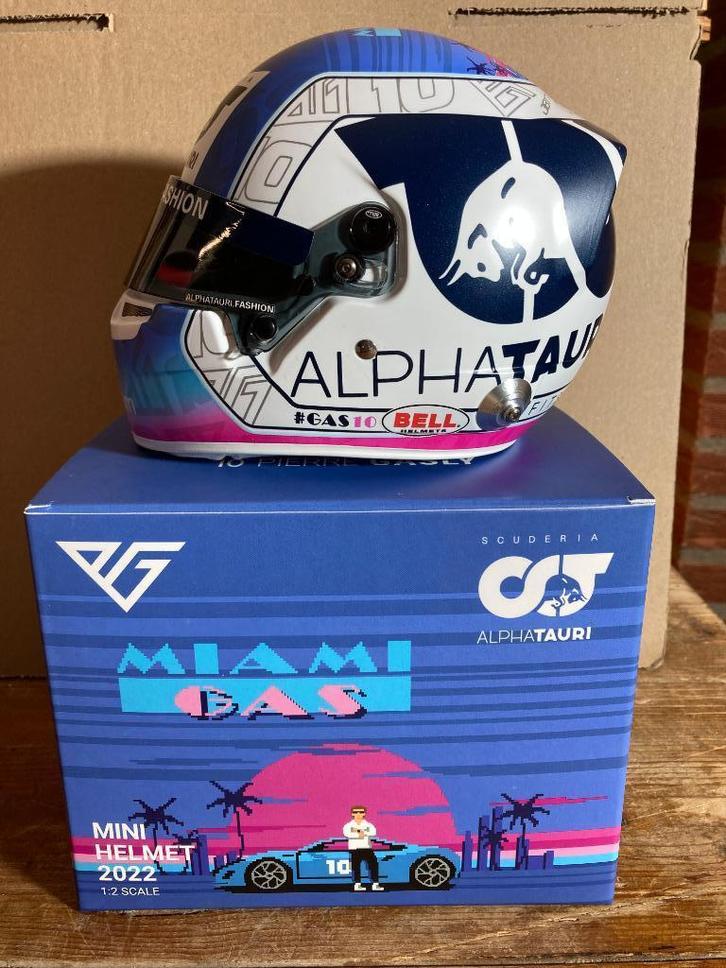 ✅ Pierre Gasly 1:2 helm Miami 2022 Alpha Tauri F1 Team, Verzamelen, Automerken, Motoren en Formule 1, Nieuw, Formule 1, Ophalen of Verzenden