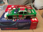 Nascar Bobby Labonte #18 Coca-Cola Polar Bear 2001 1:24, Hobby en Vrije tijd, Modelauto's | 1:24, Ophalen of Verzenden, Nieuw