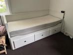 Hemnes Bedbank uitschuifbaar tot 2 persoons, Huis en Inrichting, Slaapkamer | Bedden, Ophalen, Overige materialen, Gebruikt, Wit