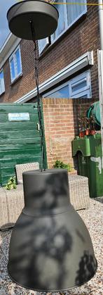 Grote industriële hanglamp - IKEA Hektar, Huis en Inrichting, Lampen | Hanglampen, Gebruikt, Ophalen of Verzenden, Metaal, Minder dan 50 cm