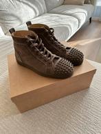 Christian Louboutin Lou Spikes Orlato, Ophalen, Zo goed als nieuw, Bruin