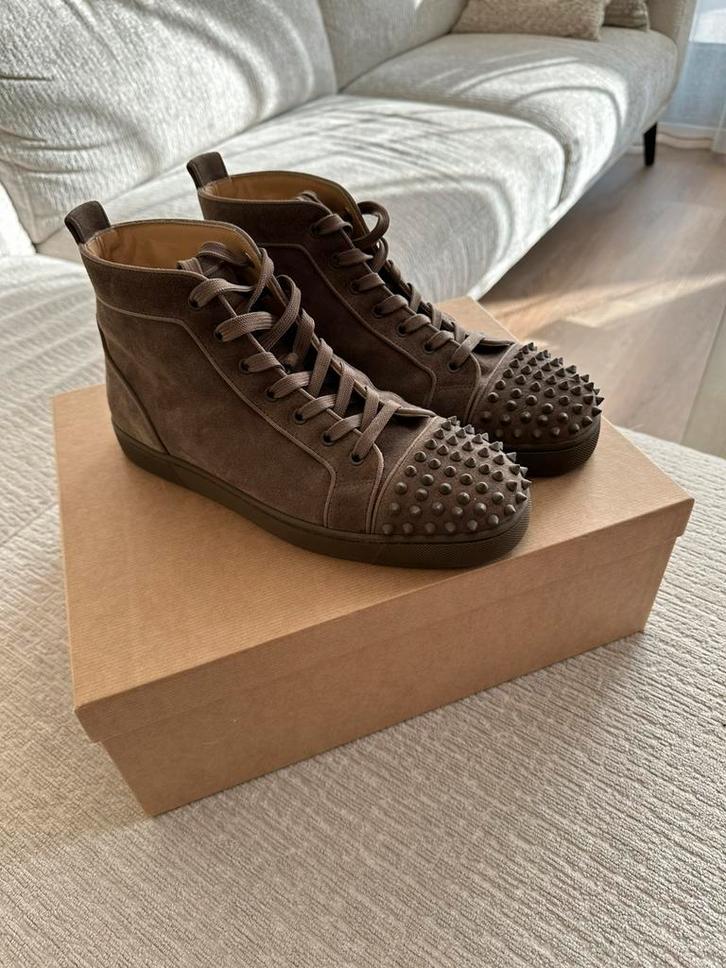Christian Louboutin Lou Spikes Orlato, Kleding | Heren, Schoenen, Zo goed als nieuw, Bruin, Ophalen