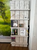 Steigerhouten boekenplank, Ophalen, Zo goed als nieuw
