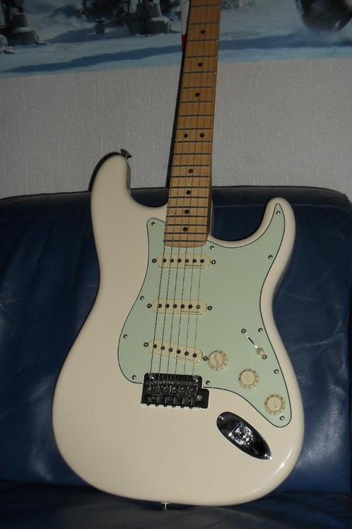 Fender Roadhouse Stratocaster (ruil), Muziek en Instrumenten, Snaarinstrumenten | Gitaren | Elektrisch, Zo goed als nieuw, Solid body