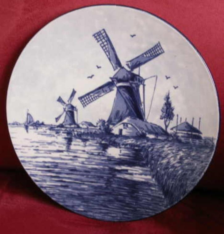 Delft Blauw Handpainted bord met molens, Antiek en Kunst, Antiek | Keramiek en Aardewerk, Ophalen of Verzenden