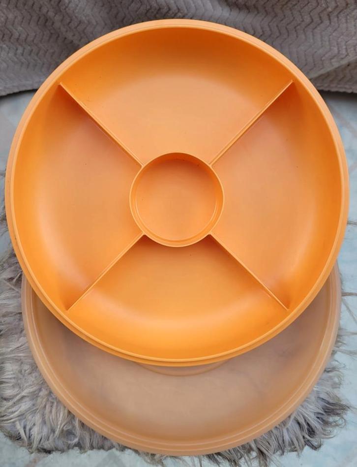 Tupperware partyschaal, Huis en Inrichting, Keuken | Tupperware, Zo goed als nieuw, Schaal, Oranje, Ophalen of Verzenden