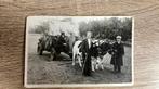 Oude foto ansichtkaart optocht koeien locatie onbekend, Ophalen of Verzenden, Voor 1940, Gebruikt