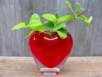 SALVIATI VAAS HARTVORM " CUORICINO" 1997 beschikbaar voor biedingen