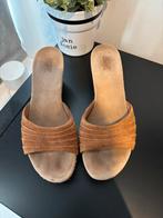 Bruin suede ugg sleehak / klomp maat 39o, UGG, Bruin, Ophalen of Verzenden, Zo goed als nieuw