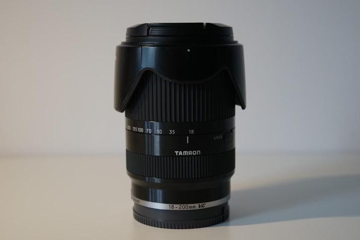 SONY TAMRON ALPHA / NEX -18-200mm ZWART - TELEZOOM LENS TOP, Audio, Tv en Foto, Fotografie | Lenzen en Objectieven, Zo goed als nieuw