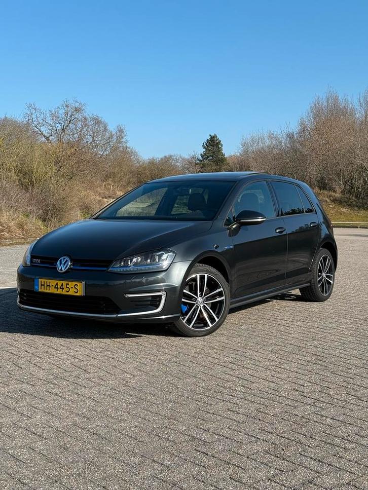 Volkswagen Golf GTE | PANO | LEER | Dealeronderhouden, Auto's, Volkswagen, Particulier, Golf, ABS, Achteruitrijcamera, Airbags