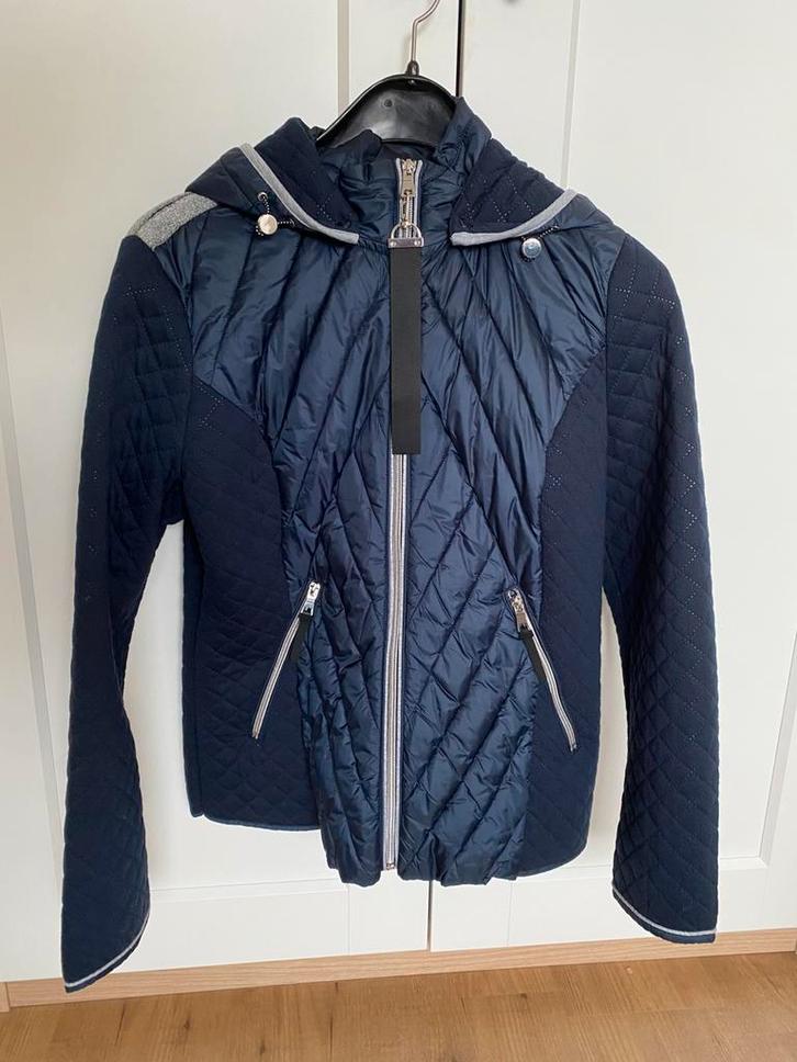 Zomerjas Sanne donkerblauw maat 40 z.g.a.n., Kleding | Dames, Jassen | Zomer, Zo goed als nieuw, Maat 38/40 (M), Blauw, Ophalen of Verzenden