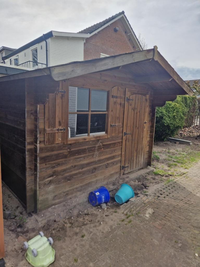 Gratis tuinhuis/stookhout, Tuin en Terras, Tuinhuizen, Tuinhuis, 250 tot 500 cm, Ophalen of Verzenden, 1 raam