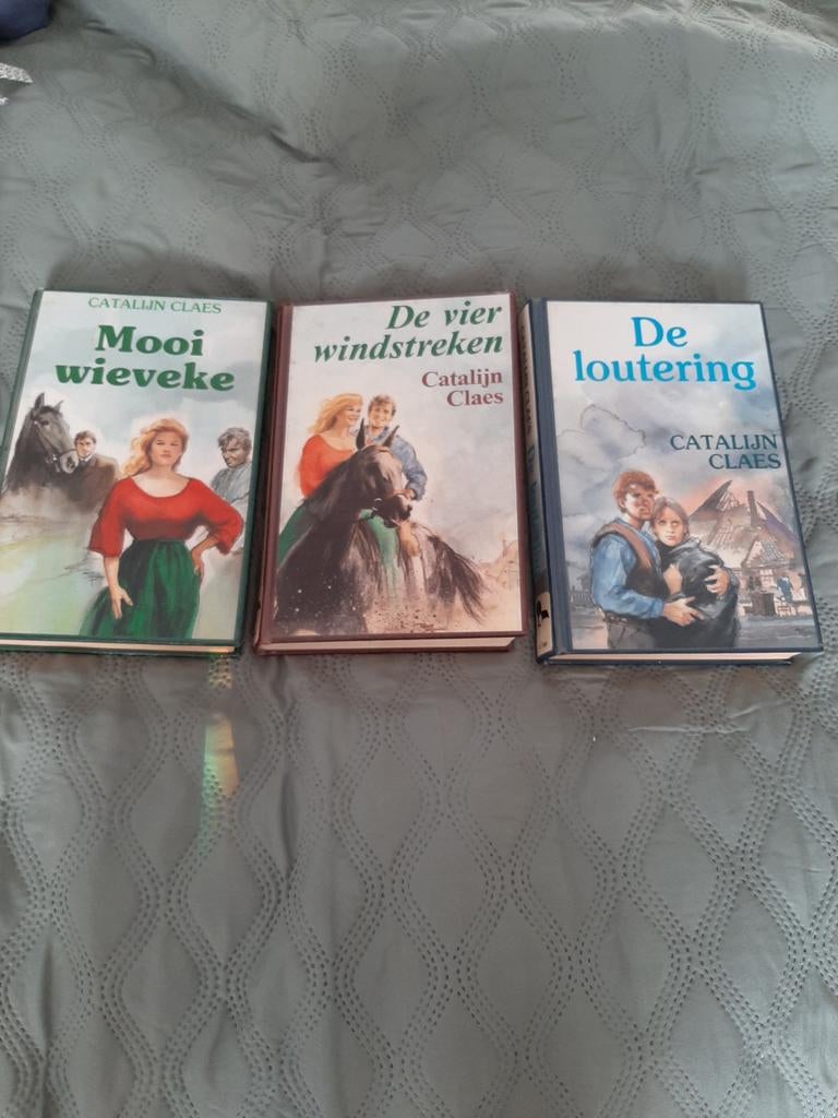 Streekroman Triologie Catalijn Claes, Ophalen of Verzenden, Zo goed als nieuw
