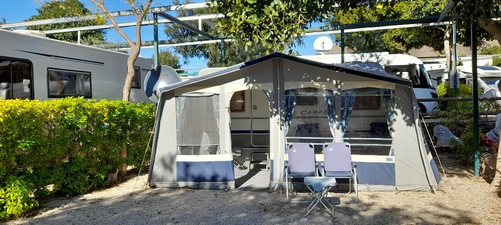 caravan Dethleffs camper 460 DB, bouwjaar 2006. Mover., Caravans en Kamperen, Caravans, Schokbreker, Rondzit, 750 - 1000 kg, Particulier