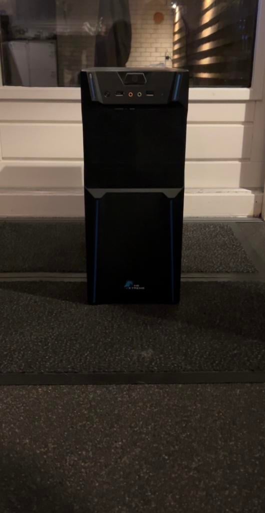 700 W PSU | Case, Ophalen of Verzenden, Zo goed als nieuw, Gaming, SSD