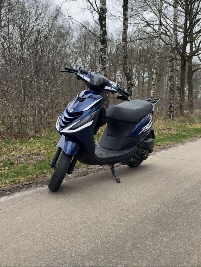 Zip 80cc, Fietsen en Brommers, Ophalen, Gebruikt, Benzine, Zip
