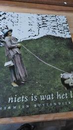 Hermien Buytendijk "Niets is wat het lijkt " Keramiek, Verzenden, Gelezen, Overige onderwerpen