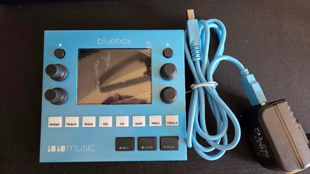 1010 Music Bluebox portable mixer, Ophalen, Zo goed als nieuw, 10 tot 20 kanalen