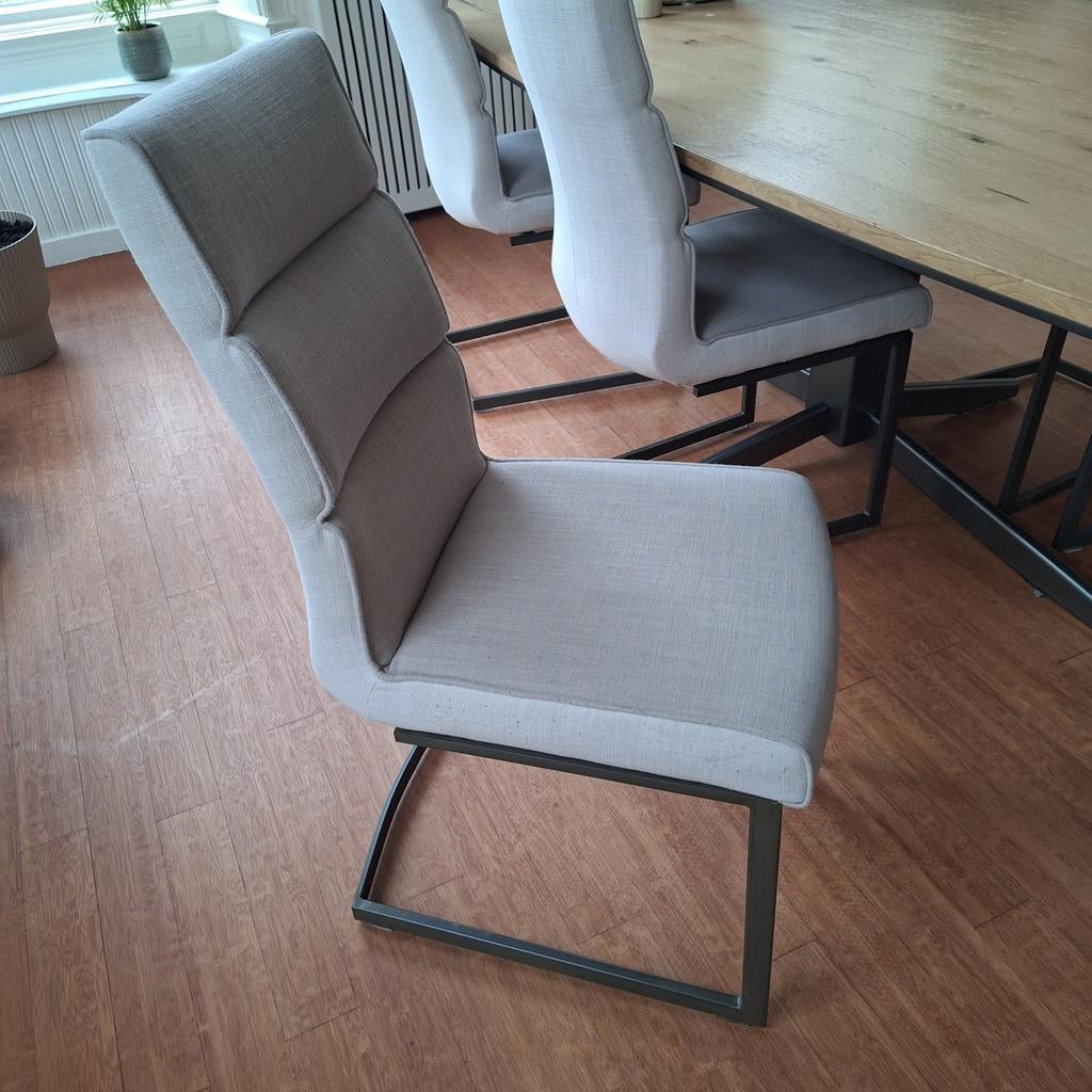 6 eetkamer stoelen van XOOON, Huis en Inrichting, Ophalen, Stof