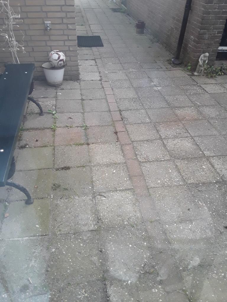 Gratis af te halen partij tegels en klinkers, Ophalen, Gebruikt, Beton, Klinkers