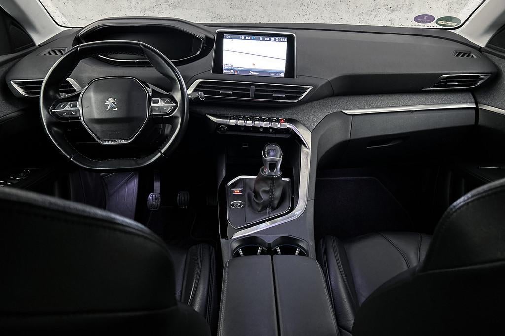 Peugeot 3008 1.2 PureTech Blue Lease Premium | Leder | Camer, Voorwielaandrijving, Gebruikt, 1199 cc, Bedrijf