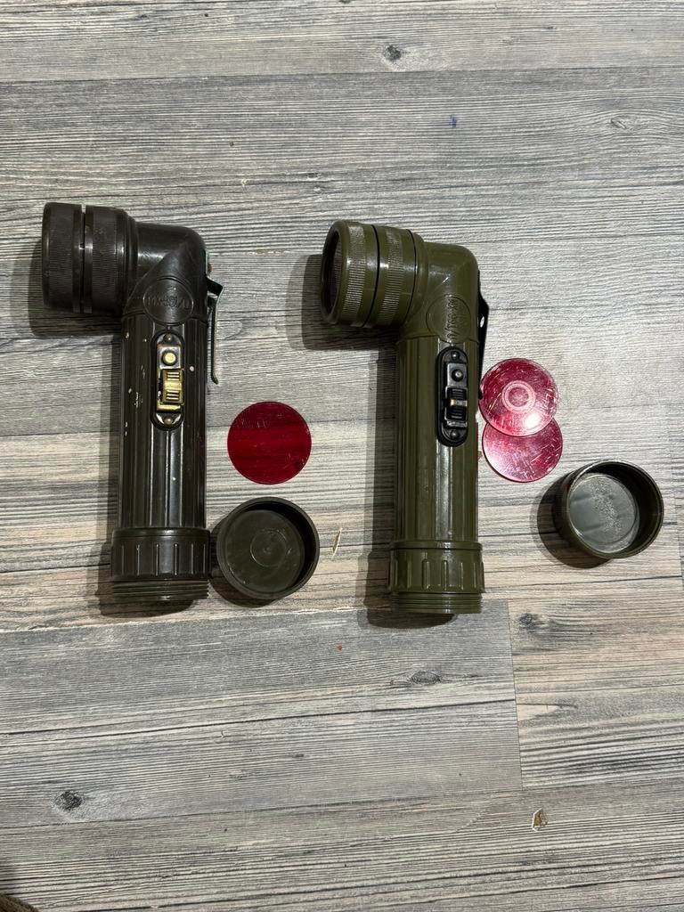 2x amerikaanse MX-991/U Zaklampen, Ophalen of Verzenden, Landmacht, Amerika, Overige typen