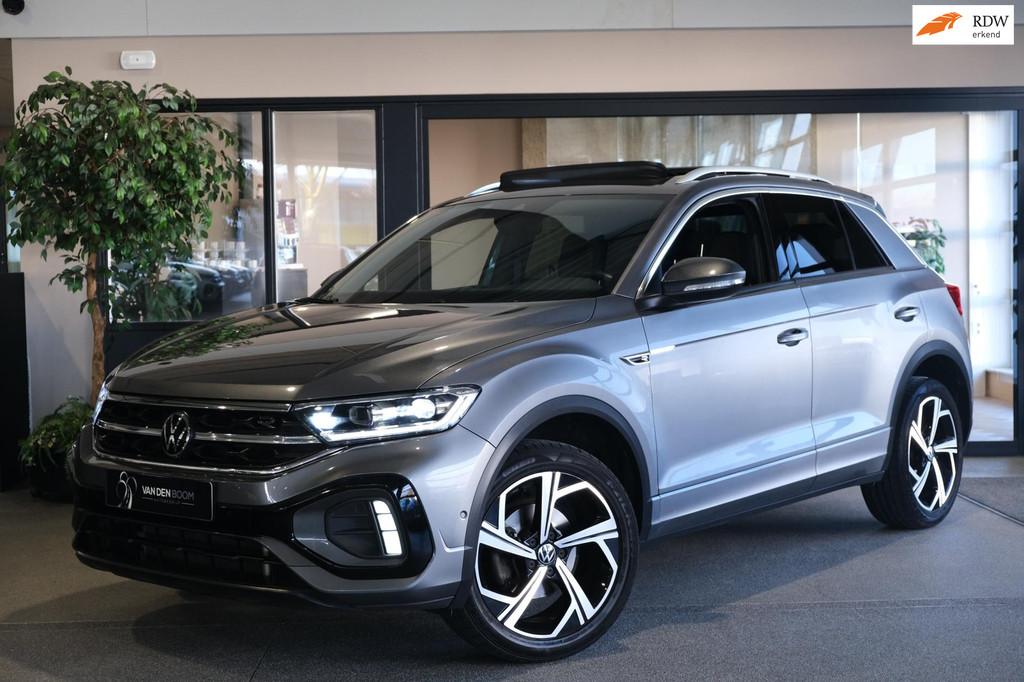 Volkswagen T-Roc 1.5 TSI R-Line 150PK Dsg Pano Navi Virtual, Zwart, 4 cilinders, 150 pk, Alcantara