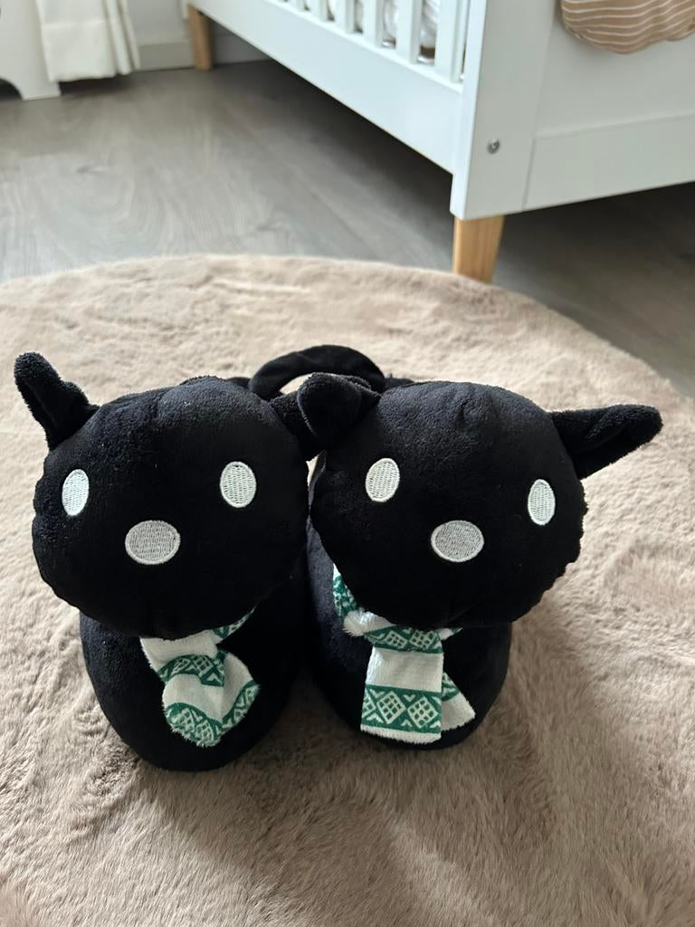 Mooie pantoffels siep hema 33/34, Ophalen of Verzenden, Zo goed als nieuw, Overige typen